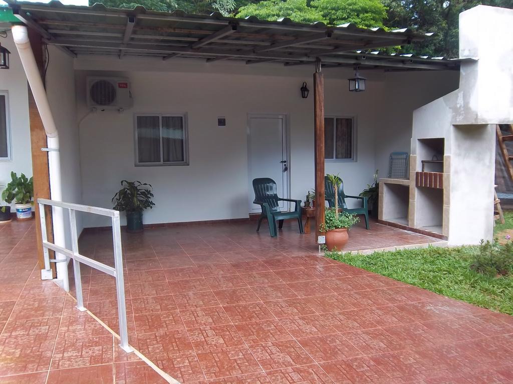 Cabanas Del Monte Apartment Puerto Iguazu Room photo